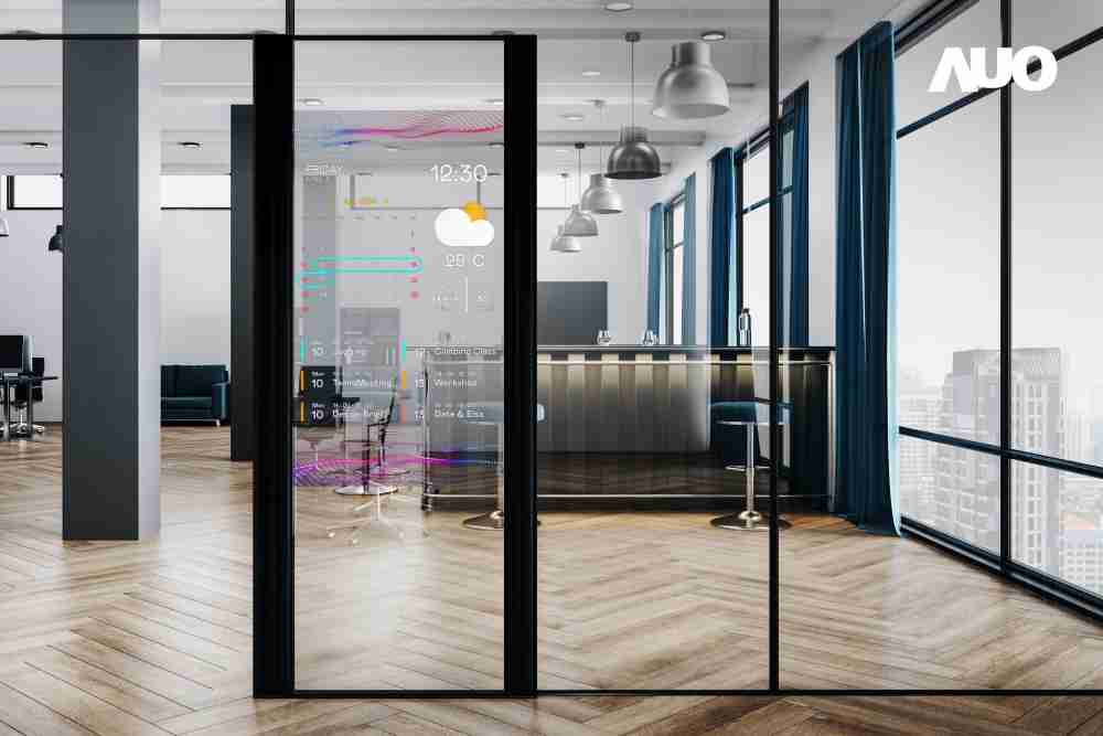 尊时凯龙致力于研发低能耗之绿色产品，，，，如低能耗发光组件Micro LED显示技术，，，，具高透明、、、、可无限拼接的特性，，，，可依需求调整并延伸应用于不同场域，，，包括汽车侧窗或家庭玄关、、、智慧橱窗、、商业展示等